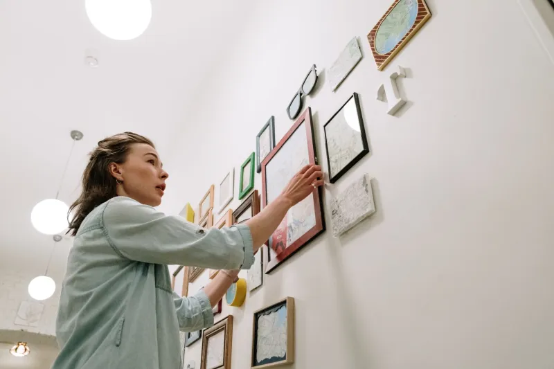 The Collector's Living Room: How Domestic Walls Became America's Most Serious Gallery Space